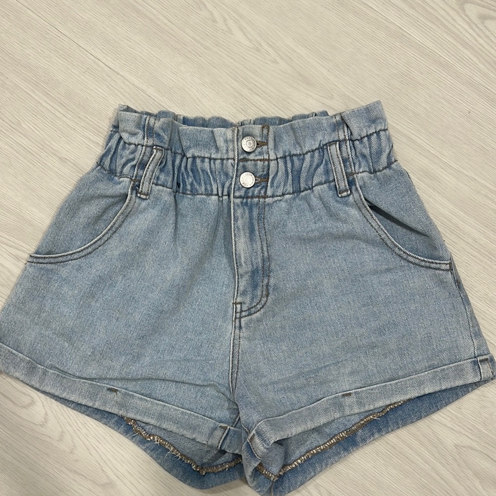Pacsun High Waisted scrunch shorts size S